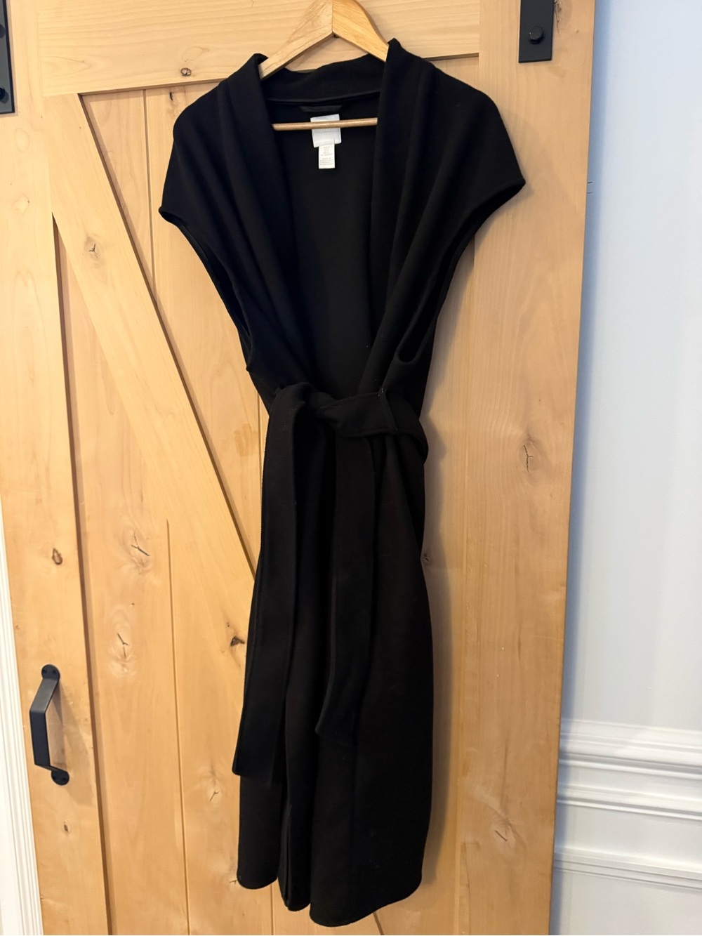 H&M Black Sleeveless belted coat.  size small (runs big)